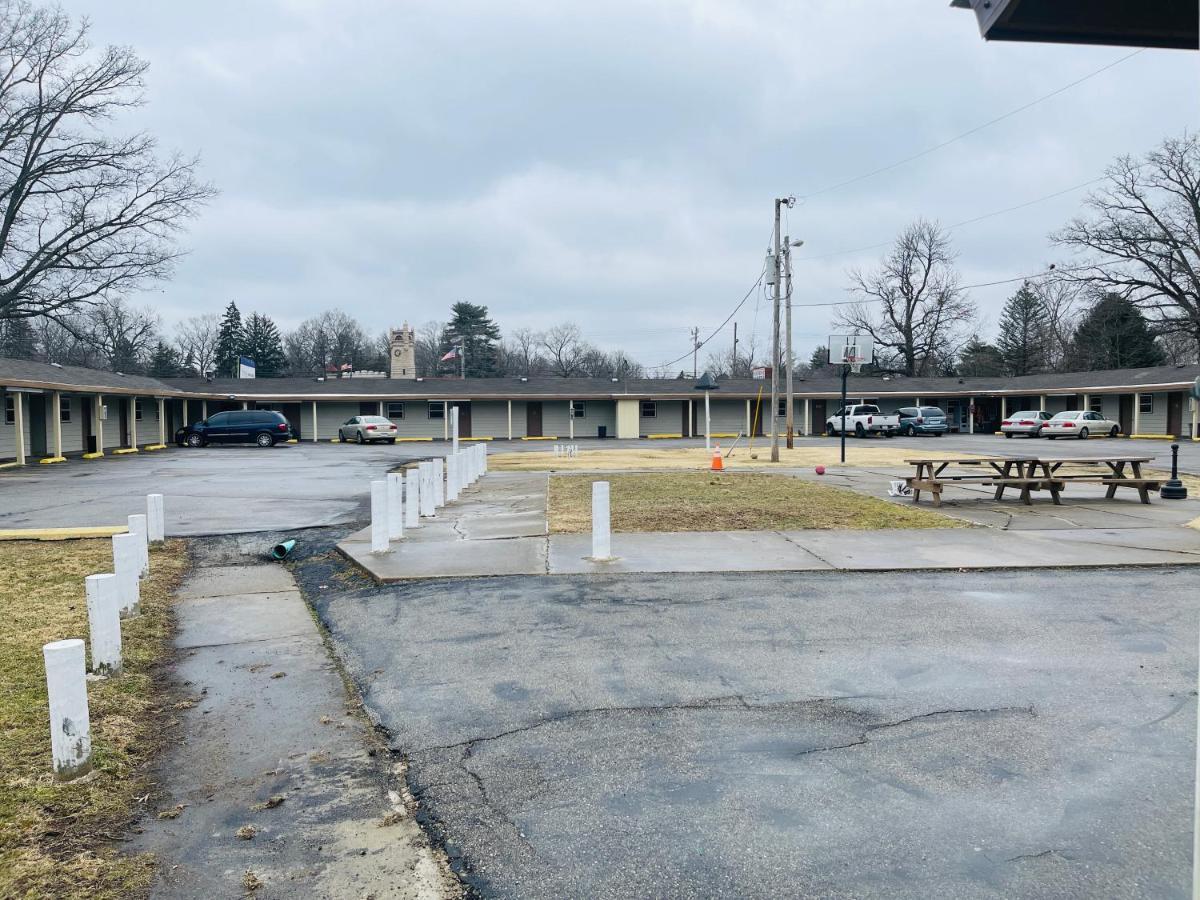 Woodridge Motel Terre Haute Εξωτερικό φωτογραφία