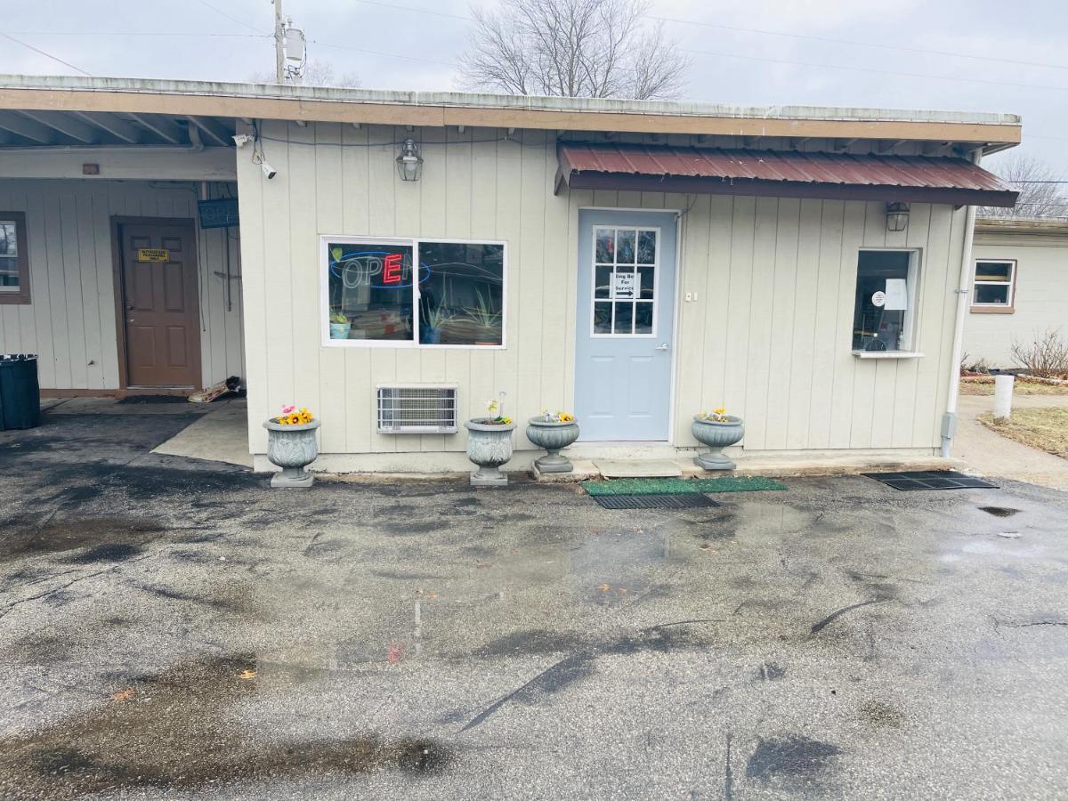 Woodridge Motel Terre Haute Εξωτερικό φωτογραφία