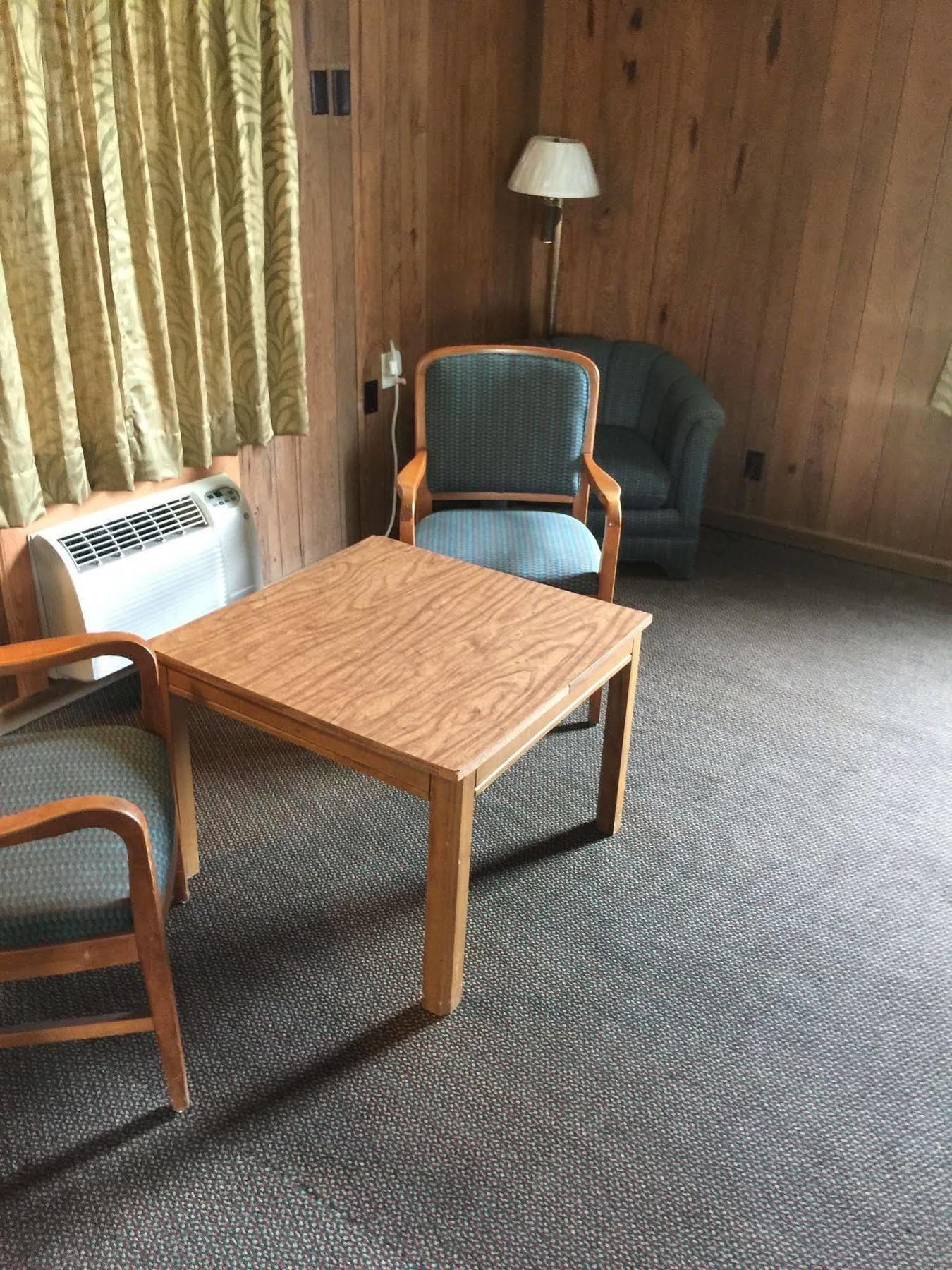 Woodridge Motel Terre Haute Εξωτερικό φωτογραφία