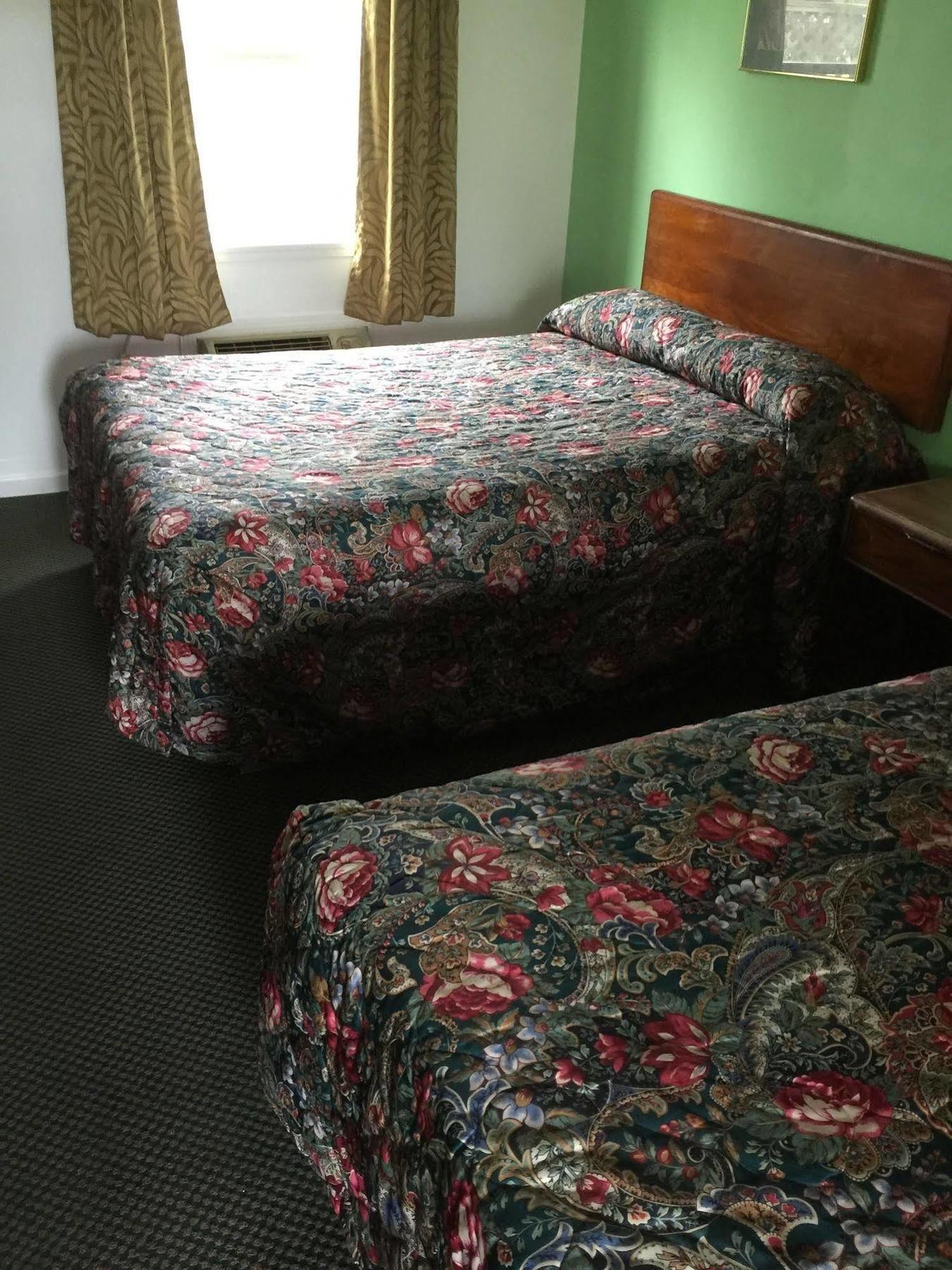Woodridge Motel Terre Haute Εξωτερικό φωτογραφία