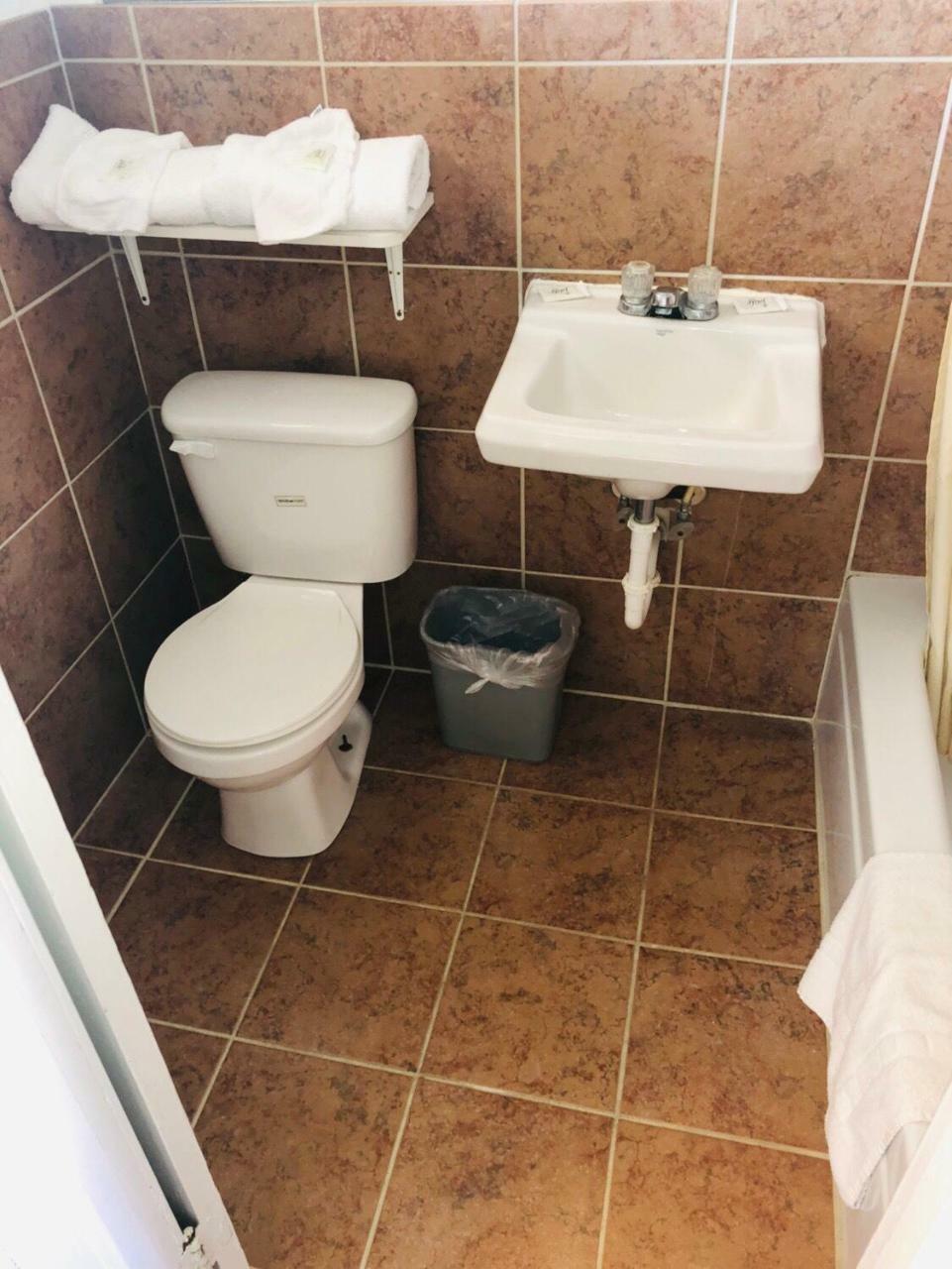 Woodridge Motel Terre Haute Εξωτερικό φωτογραφία